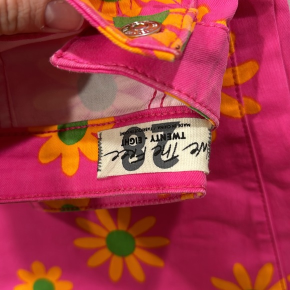 *NEW* FREE PEOPLE QUAKE FLORAL PRINTED CROP FLARE - Picture 7 of 9